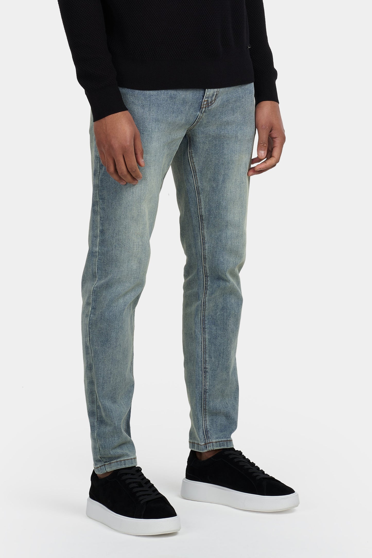 THE JAXON JEANS
